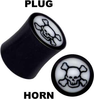 p3610_3 Ohr Piercing Plug Totenkopf aus Büffelhorn Organic schwarz